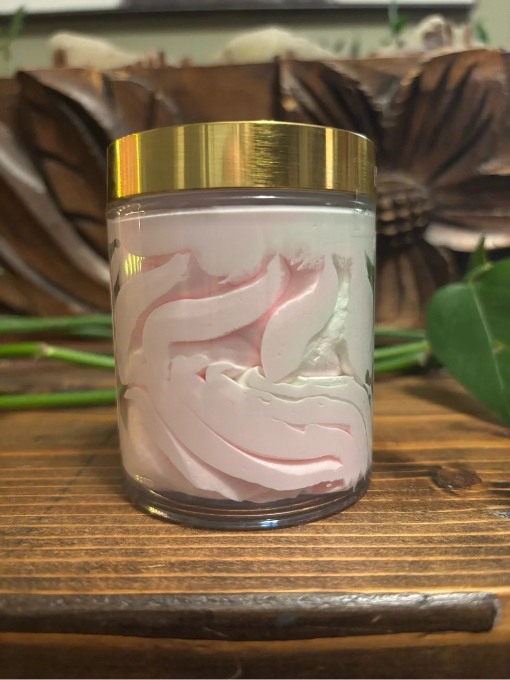 Truly Beauty Buns of Glowry Smoothing Butter with Limited Edition Golden Scoop